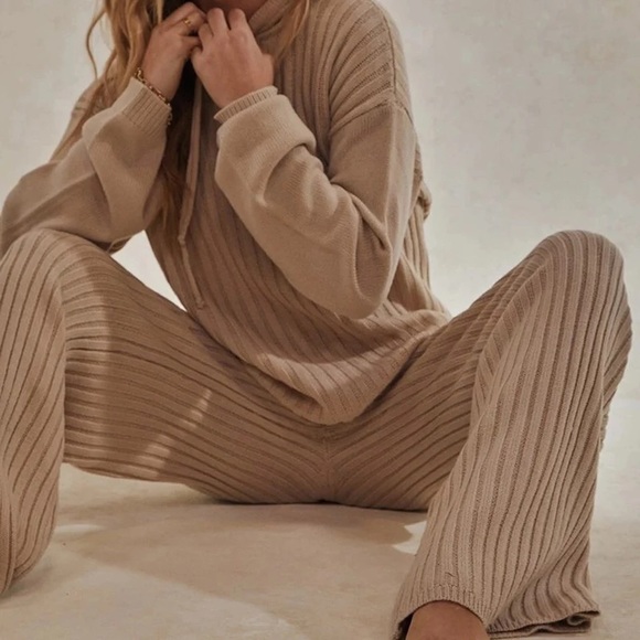 Lena Vie Boutique Pants - Now In! Katiye Knit Hoodie Sweater Loungewear Set